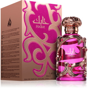 Flacon de parfum rose avec emballage