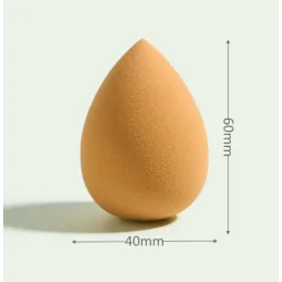 Eponge maquillage avec sa boite